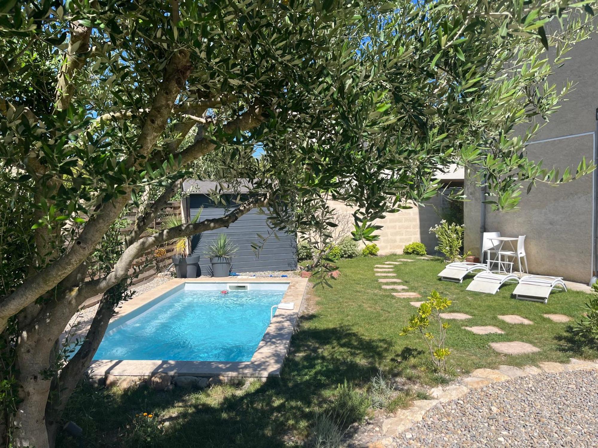 Апартаменти Sasha'Blue-Terrasse Jardin-Park-Clim-Piscine Л'Іль-сюр-ла-Сорг Екстер'єр фото